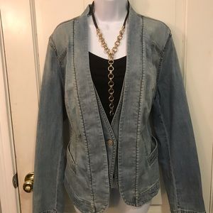 NWOT Spring 2015 Cabi Jeanie Jacket Sz XL
